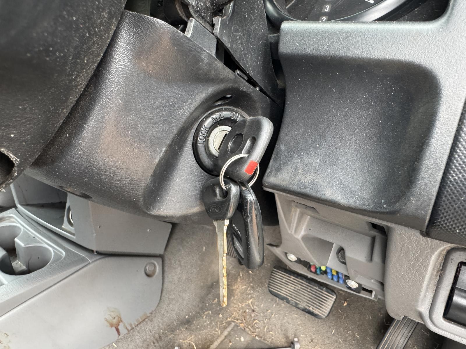 View FORD RANGER 2011 4 Door Utility Breaking