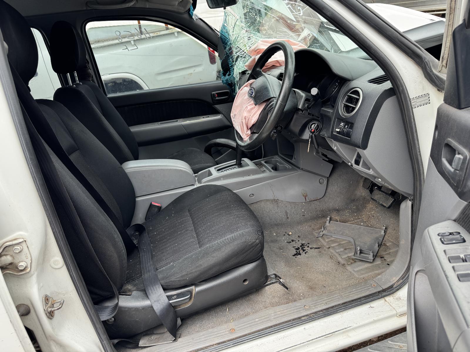 View FORD RANGER 2011 4 Door Utility Breaking