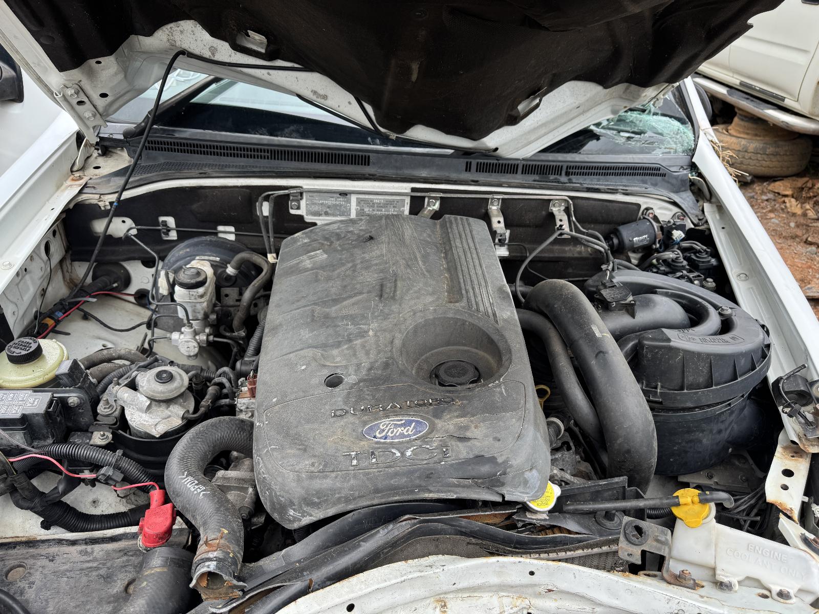 View FORD RANGER 2011 4 Door Utility Breaking