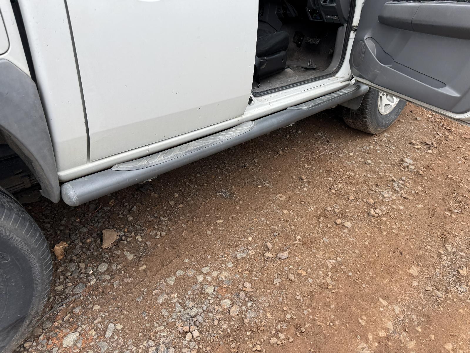 View FORD RANGER 2011 4 Door Utility Breaking
