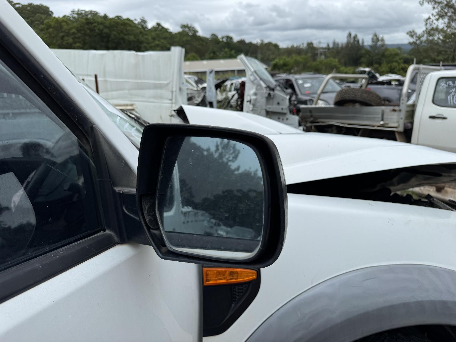 View FORD RANGER 2011 4 Door Utility Breaking