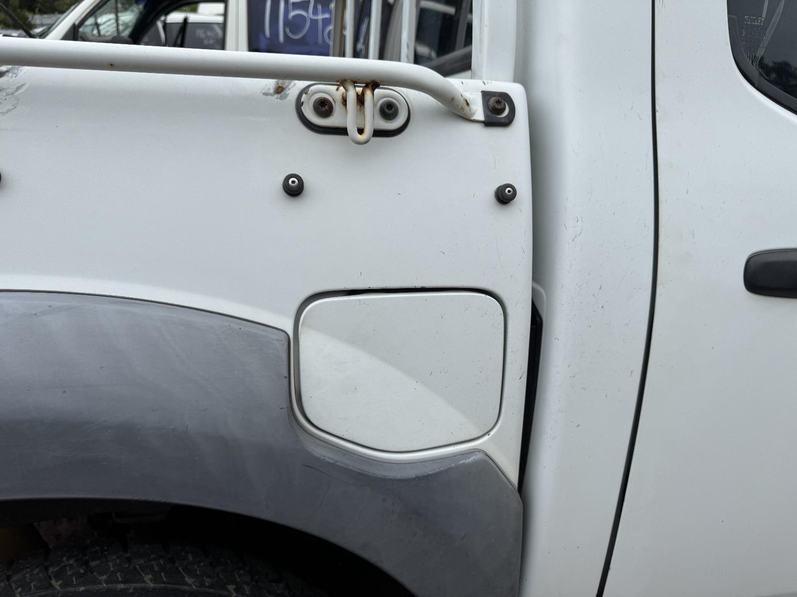 View FORD RANGER 2011 4 Door Utility Breaking