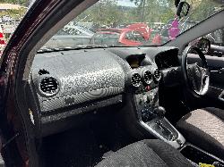 View HOLDEN CAPTIVA 2014 5 Door Station Wagon Breaking