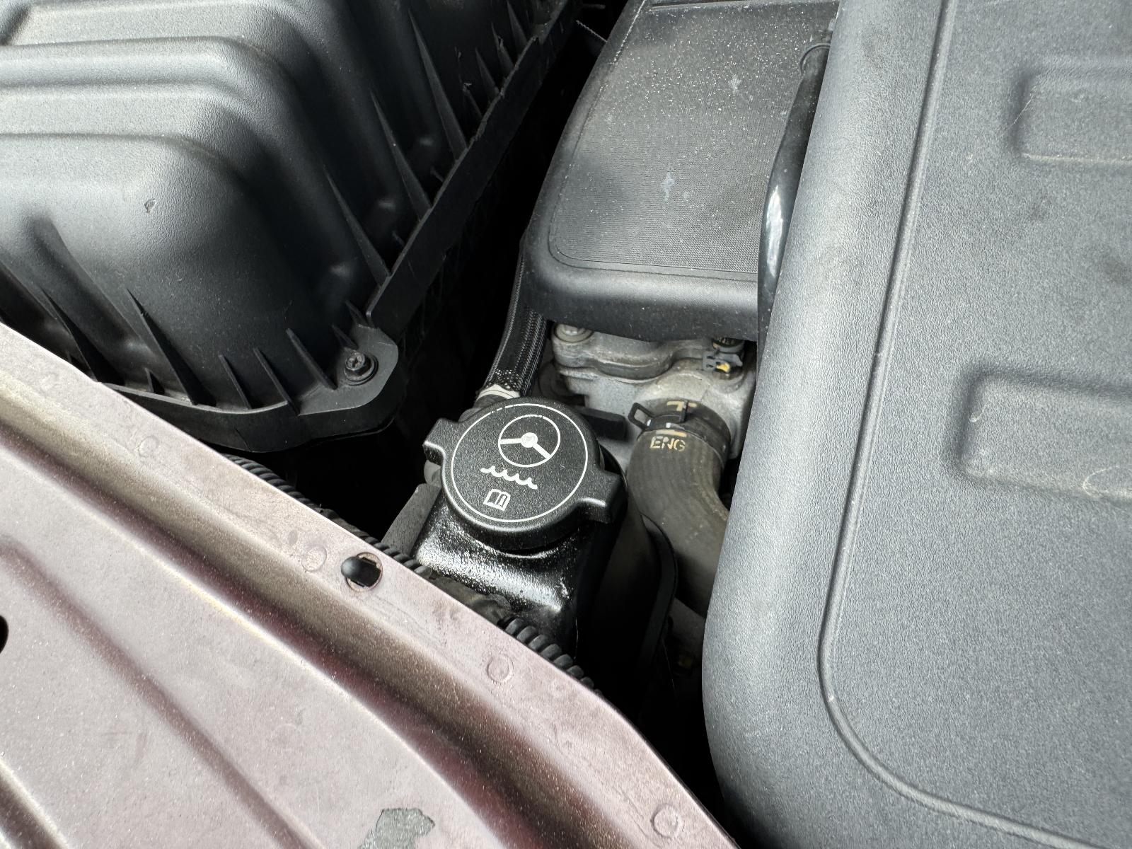 View HOLDEN CAPTIVA 2014 5 Door Station Wagon Breaking