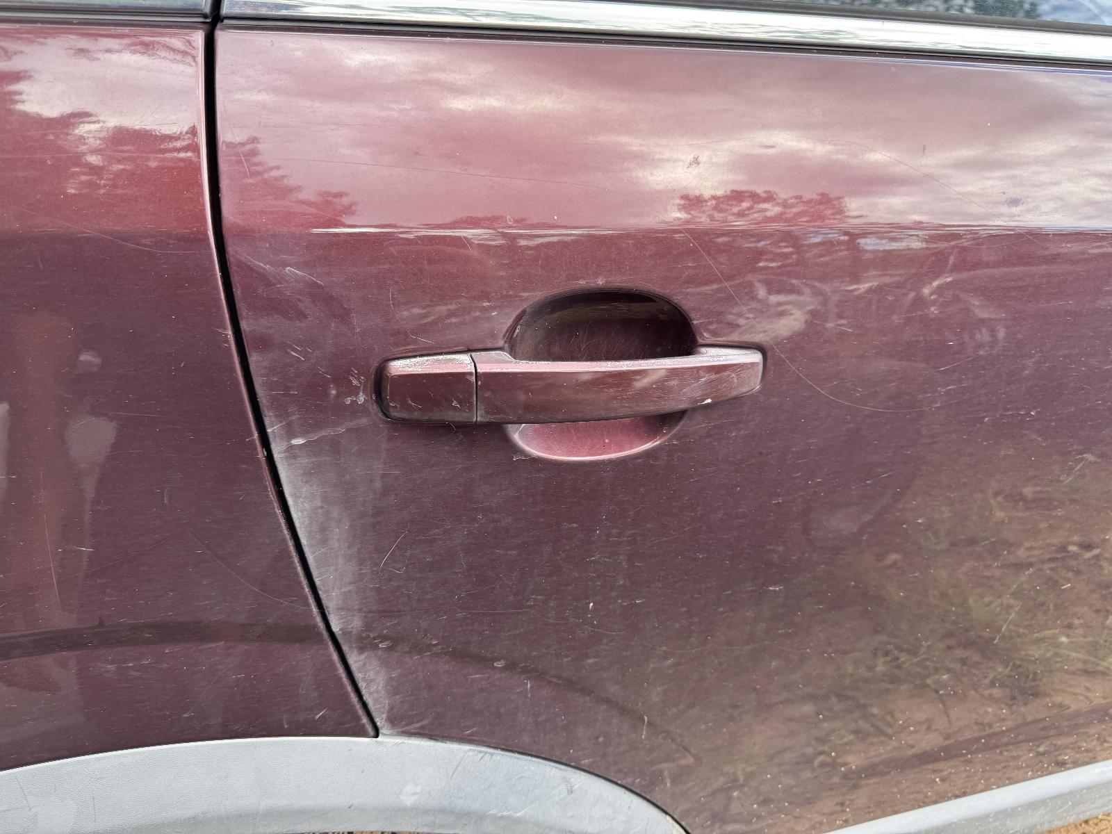View HOLDEN CAPTIVA 2014 5 Door Station Wagon Breaking