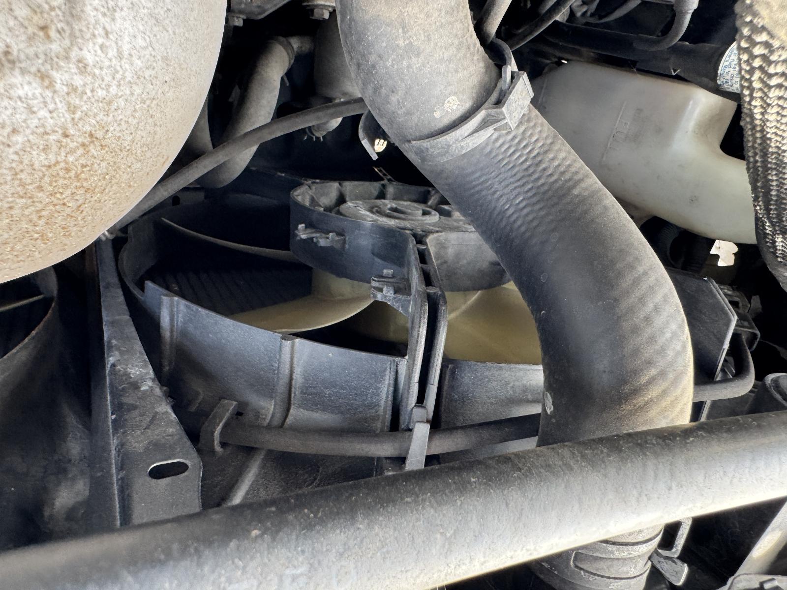 View TOYOTA RAV4 2004 4 Door Station Wagon Breaking