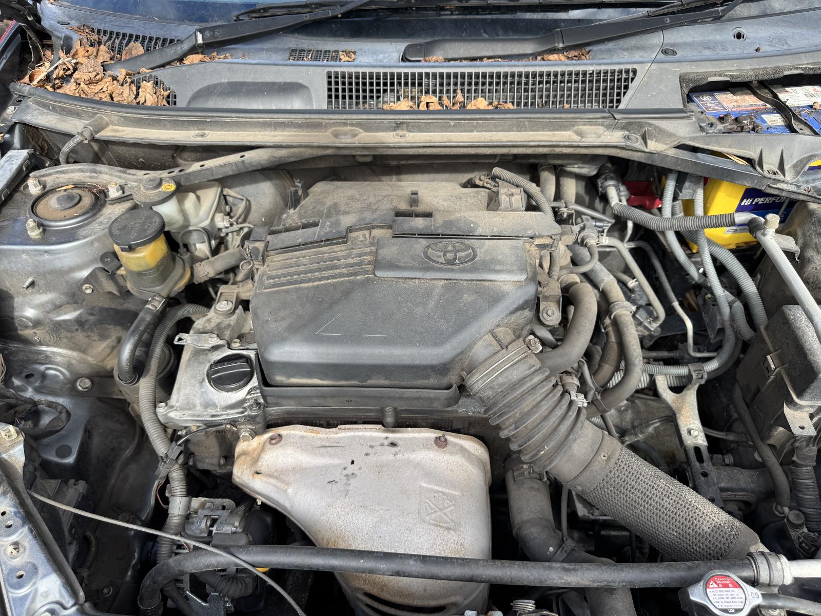 View TOYOTA RAV4 2004 4 Door Station Wagon Breaking