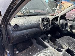 View TOYOTA RAV4 2004 4 Door Station Wagon Breaking