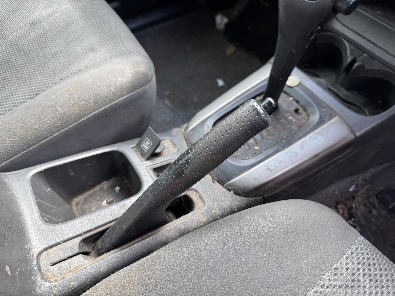 View TOYOTA RAV4 2004 4 Door Station Wagon Breaking