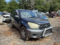 View TOYOTA RAV4 2004 4 Door Station Wagon Breaking