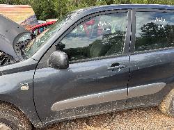 View TOYOTA RAV4 2004 4 Door Station Wagon Breaking