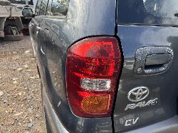 View TOYOTA RAV4 2004 4 Door Station Wagon Breaking