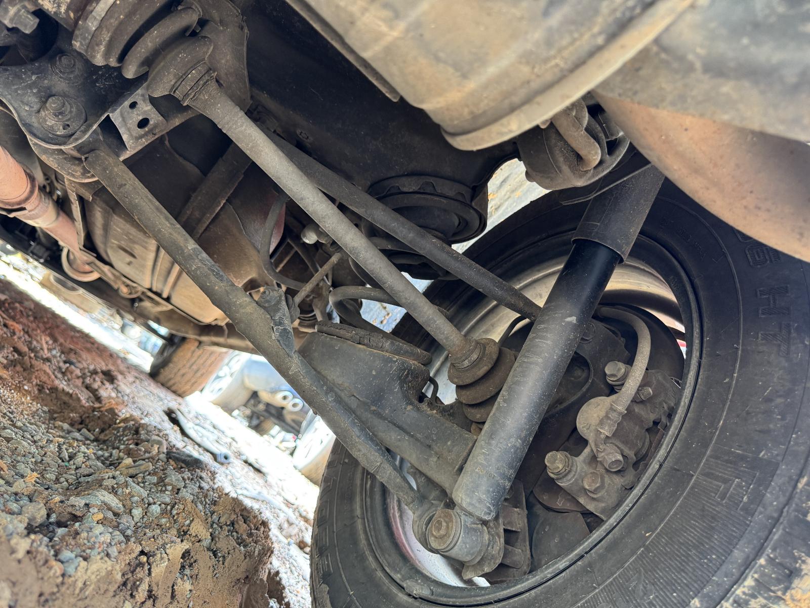 View TOYOTA RAV4 2004 4 Door Station Wagon Breaking