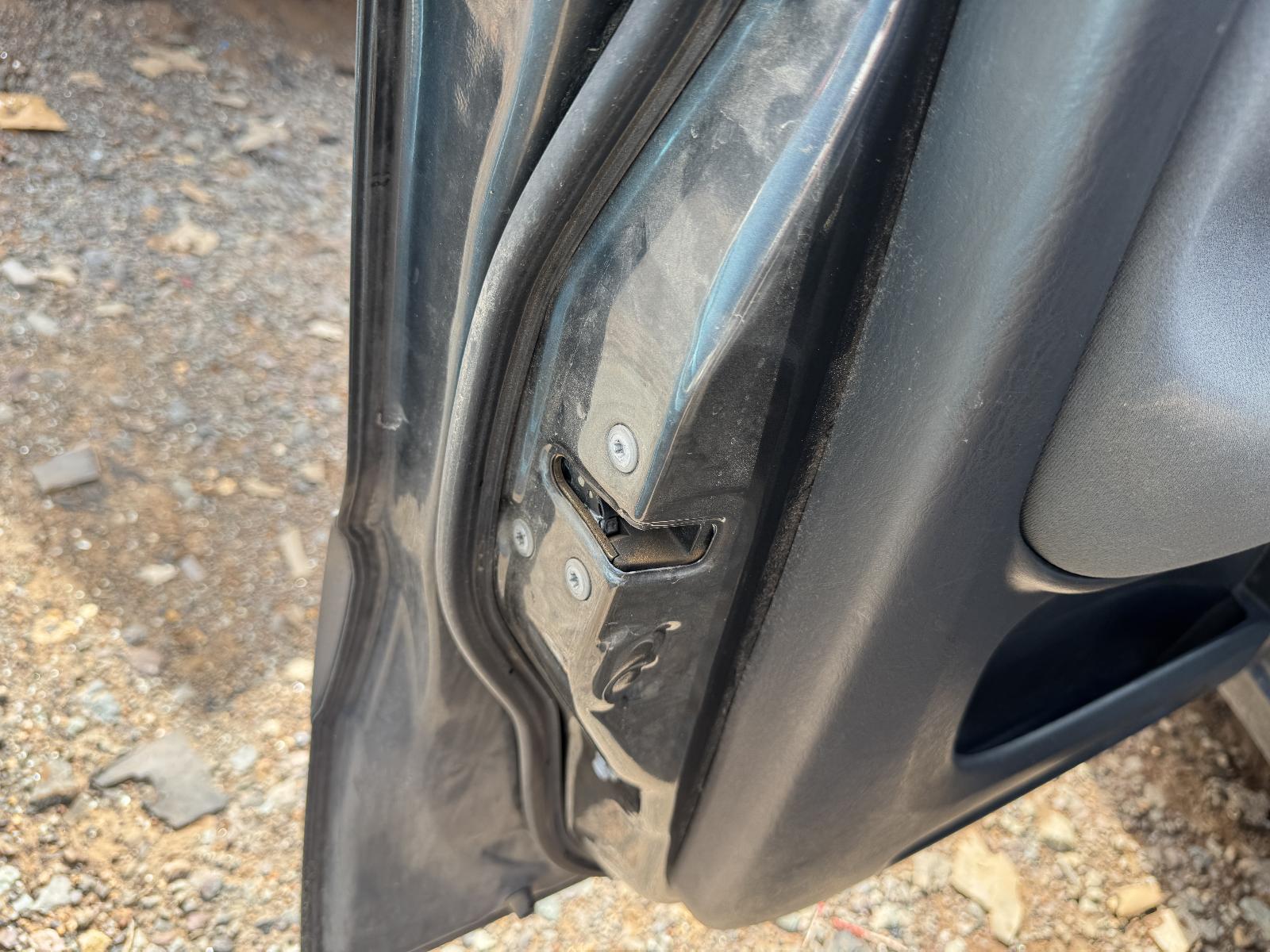 View TOYOTA RAV4 2004 4 Door Station Wagon Breaking