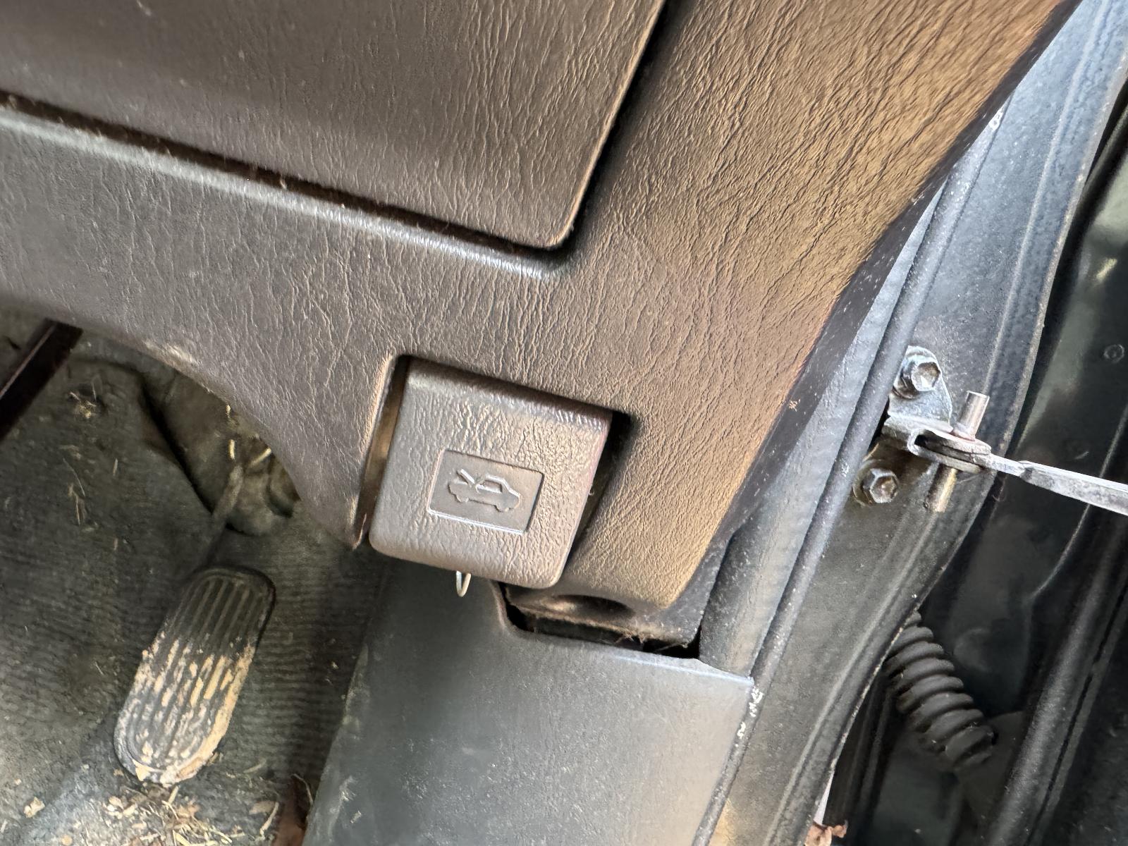View TOYOTA RAV4 2004 4 Door Station Wagon Breaking