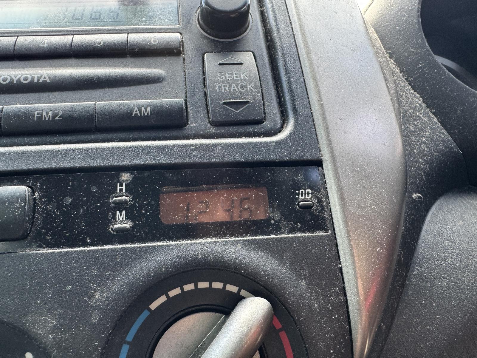 View TOYOTA RAV4 2004 4 Door Station Wagon Breaking