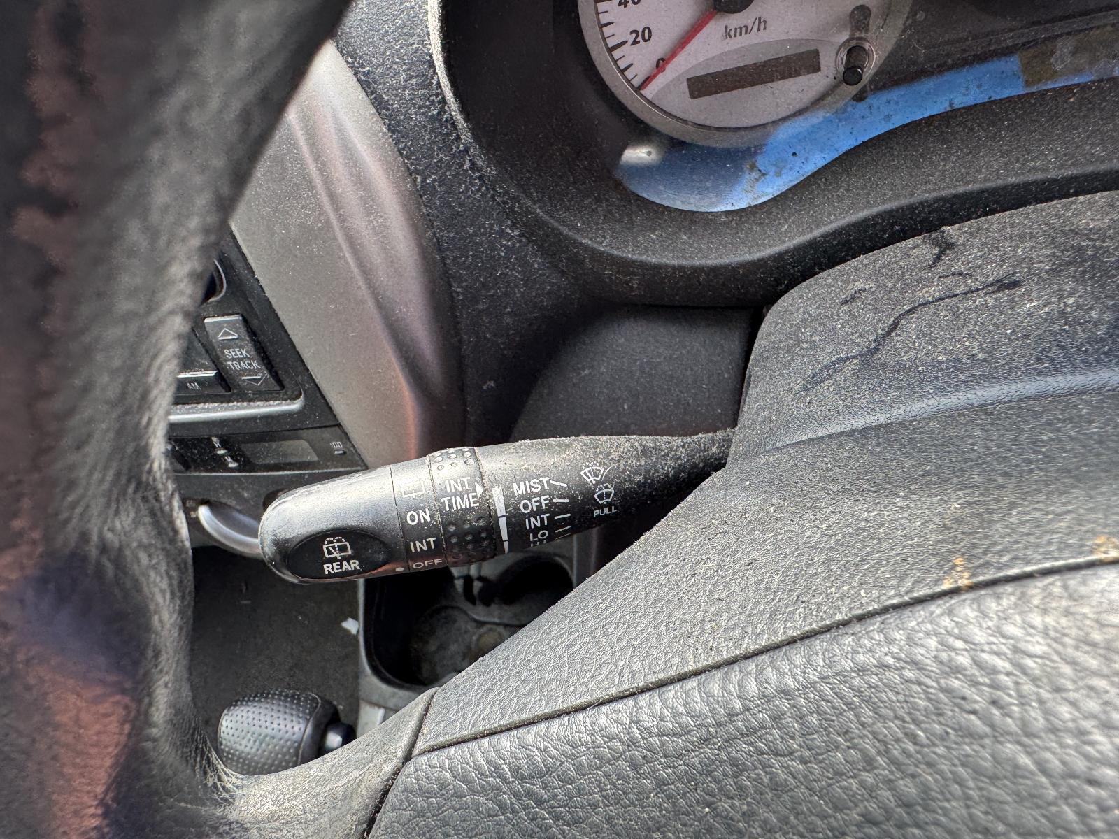 View TOYOTA RAV4 2004 4 Door Station Wagon Breaking