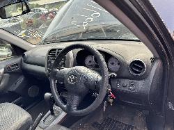 View TOYOTA RAV4 2004 4 Door Station Wagon Breaking