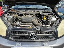 View TOYOTA RAV4 2004 4 Door Station Wagon Breaking