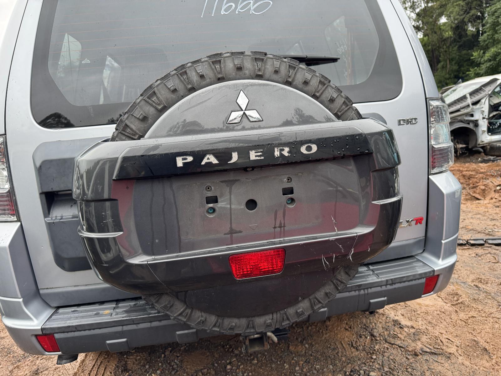 View Auto part Engine MITSUBISHI PAJERO 2014