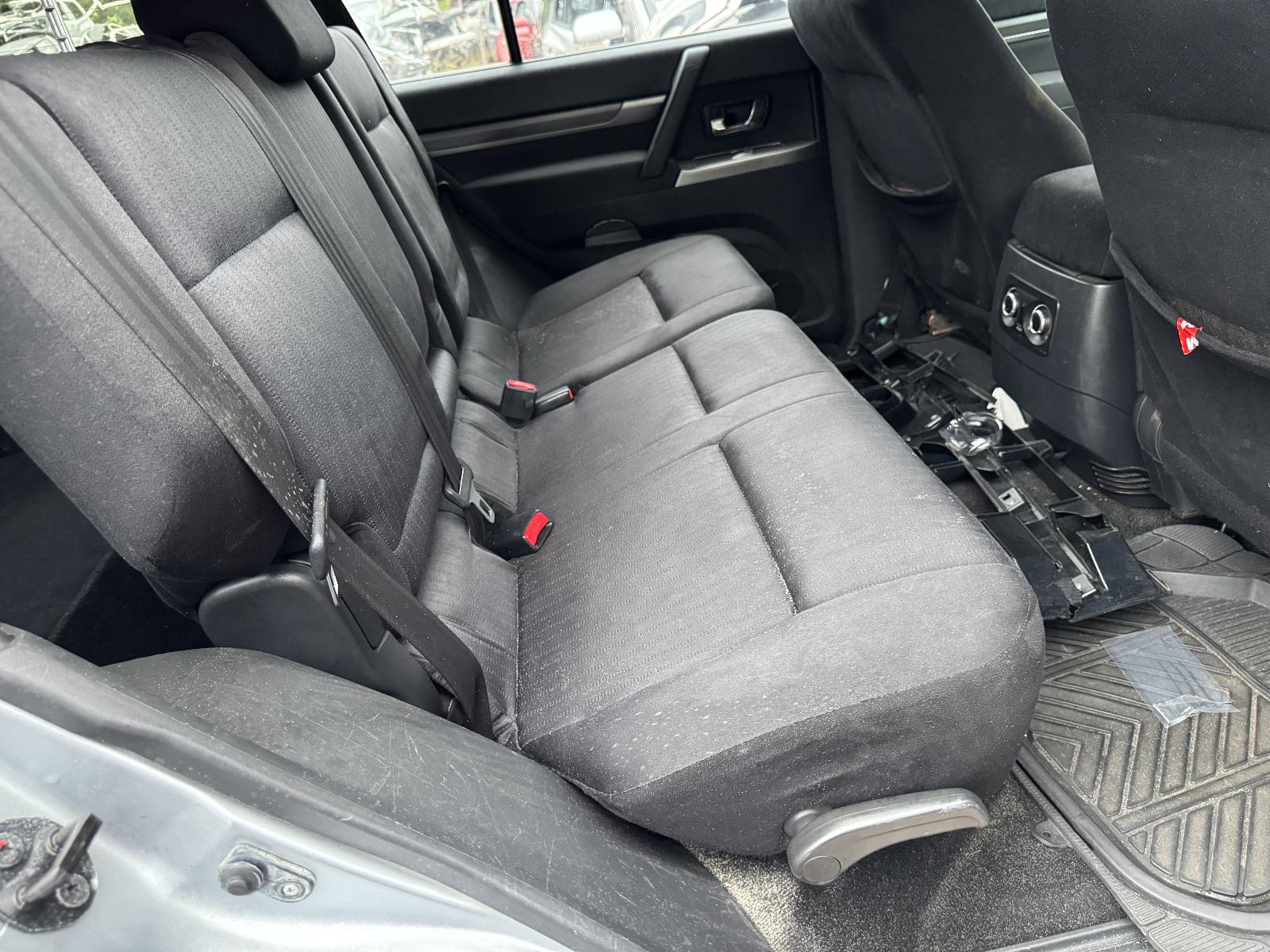 View Auto part Engine MITSUBISHI PAJERO 2014