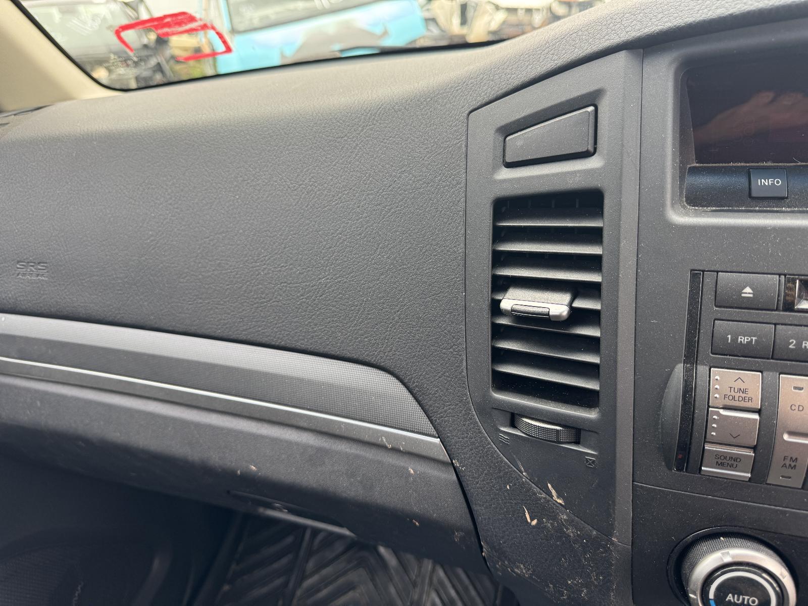 View Auto part Engine MITSUBISHI PAJERO 2014