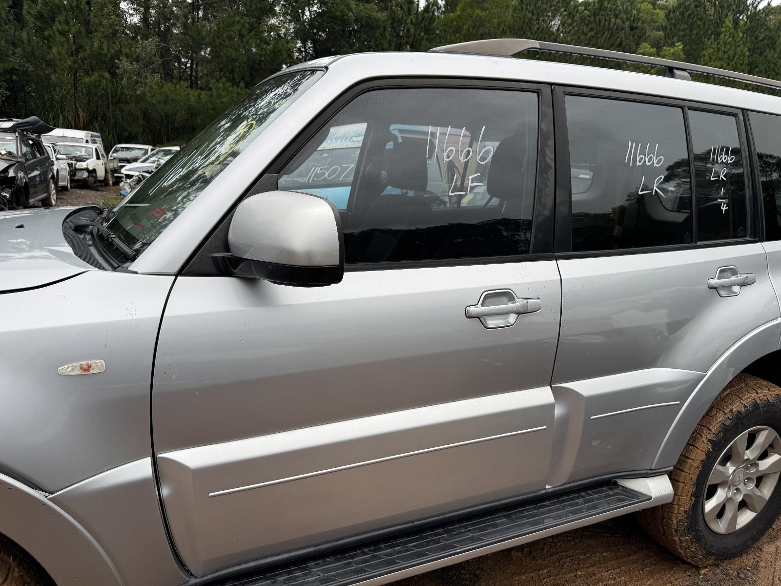 View Auto part Engine MITSUBISHI PAJERO 2014