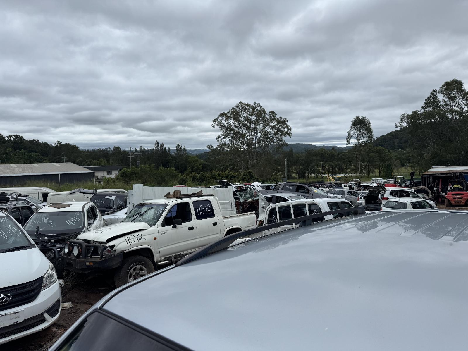 View Auto part Engine MITSUBISHI PAJERO 2014