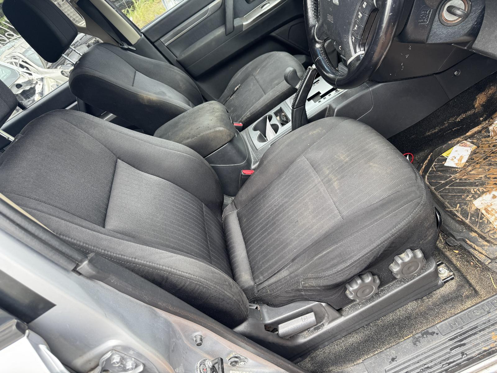 View Auto part Engine MITSUBISHI PAJERO 2014