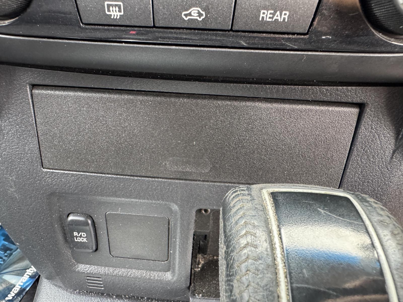 View Auto part Engine MITSUBISHI PAJERO 2014