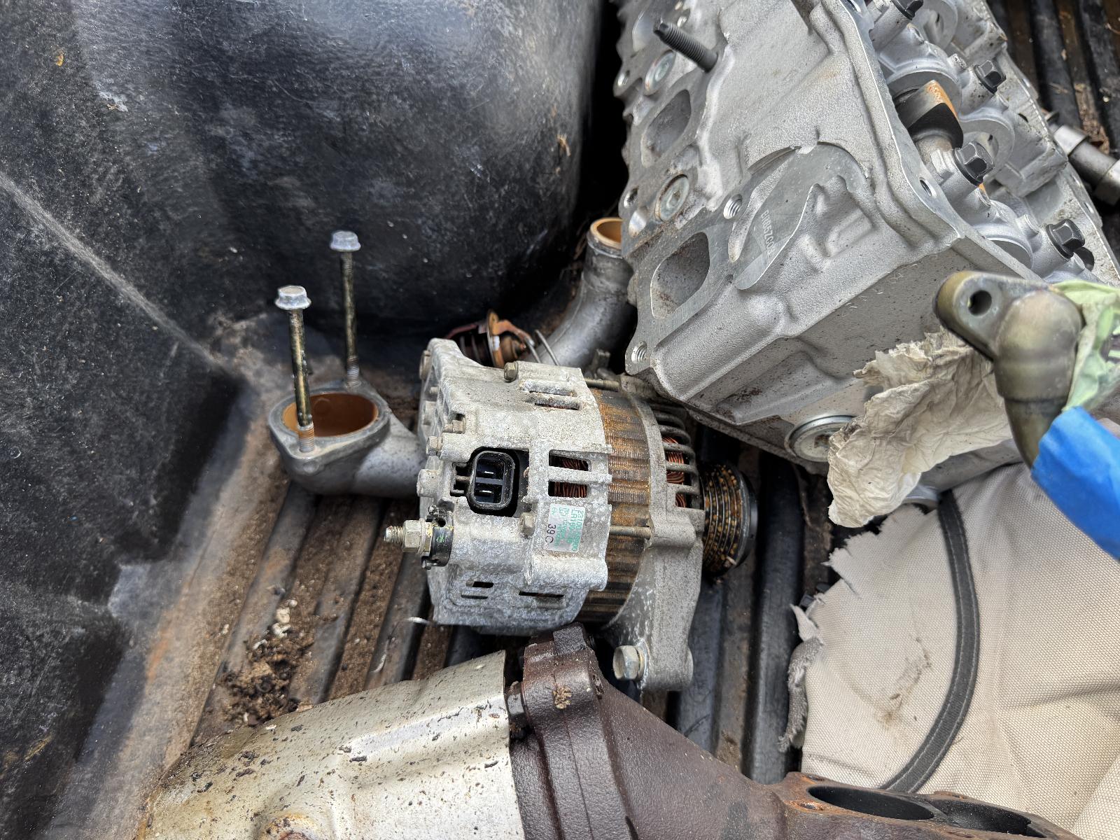 View NISSAN NAVARA 2003 4 Door Utility Breaking