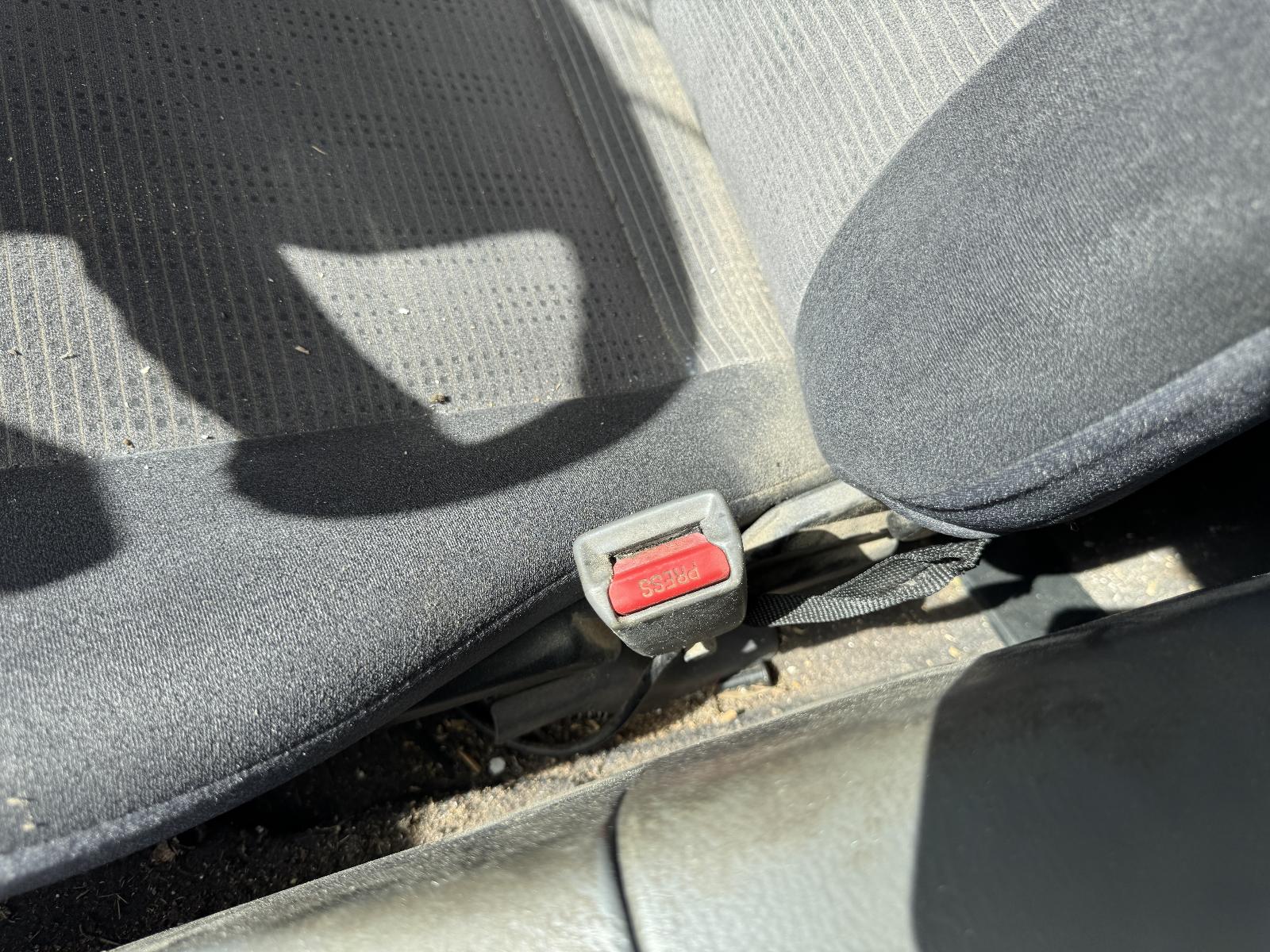 View NISSAN NAVARA 2003 4 Door Utility Breaking