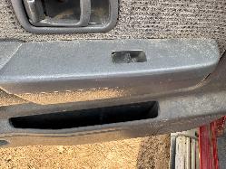 View NISSAN NAVARA 2003 4 Door Utility Breaking
