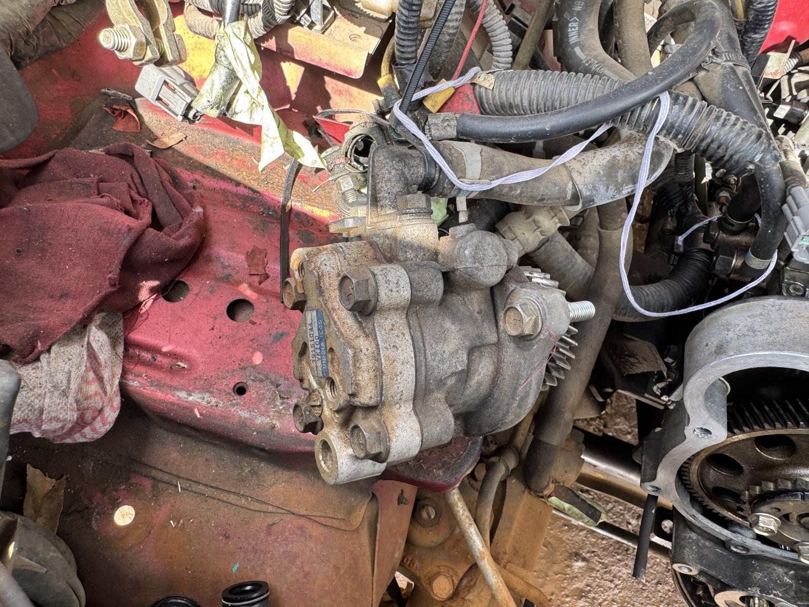 View NISSAN NAVARA 2003 4 Door Utility Breaking