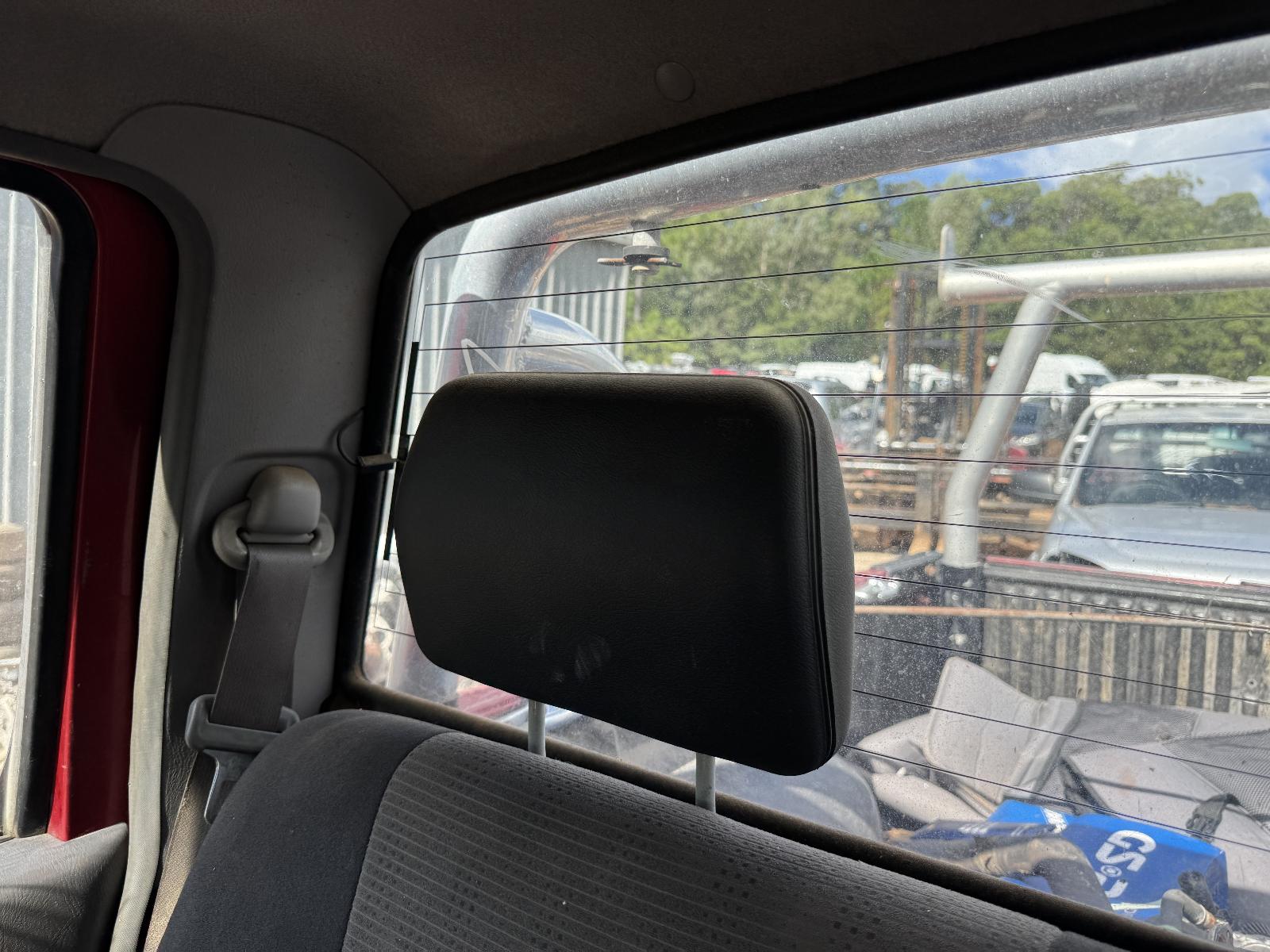 View NISSAN NAVARA 2003 4 Door Utility Breaking