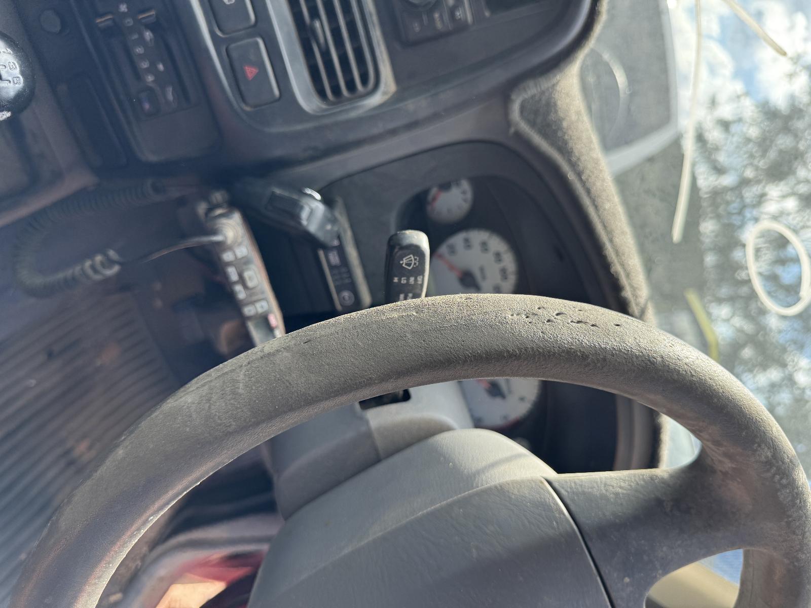 View NISSAN NAVARA 2003 4 Door Utility Breaking