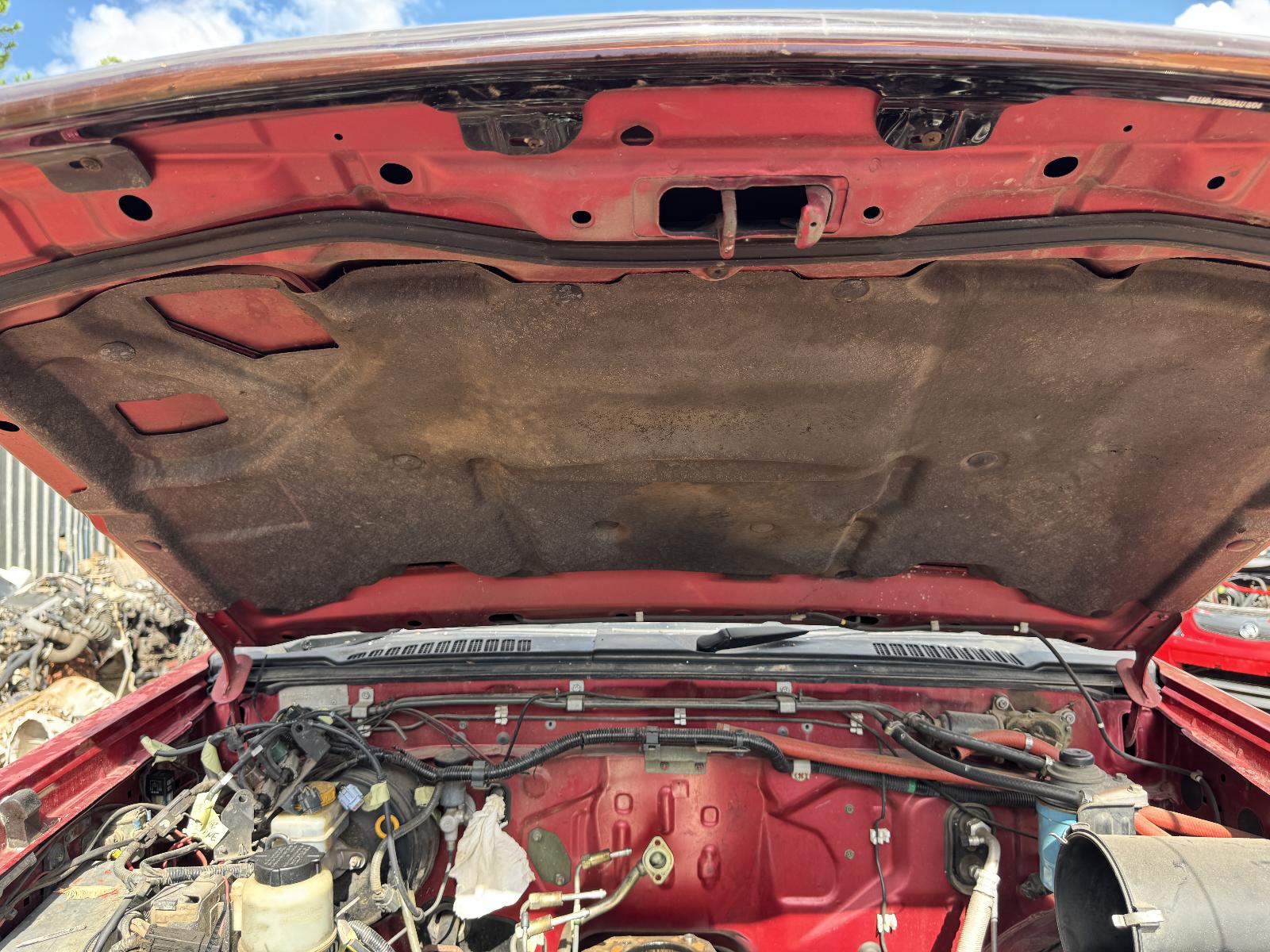 View NISSAN NAVARA 2003 4 Door Utility Breaking