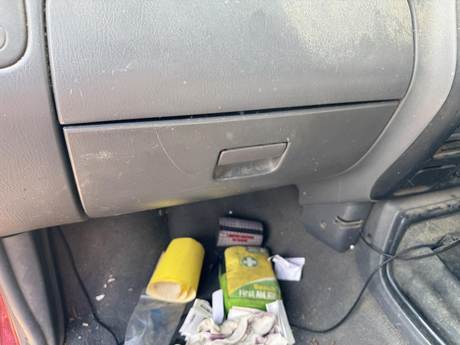 View NISSAN NAVARA 2003 4 Door Utility Breaking
