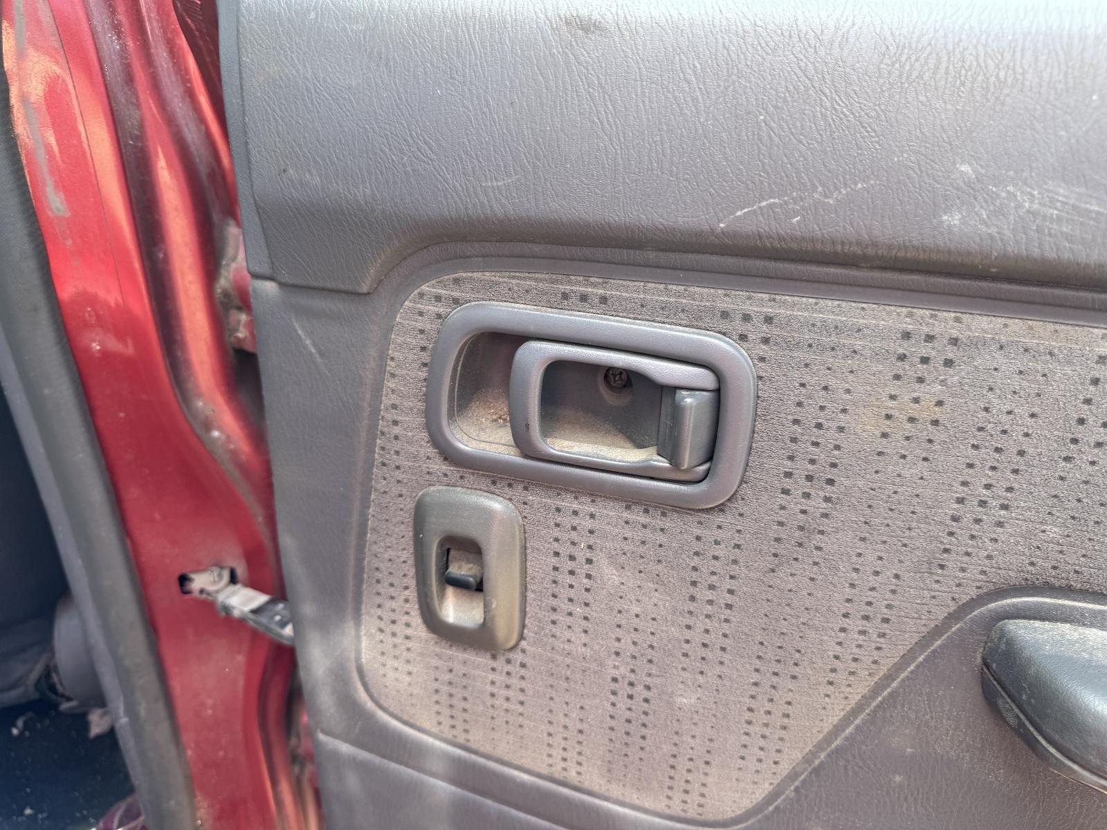 View NISSAN NAVARA 2003 4 Door Utility Breaking