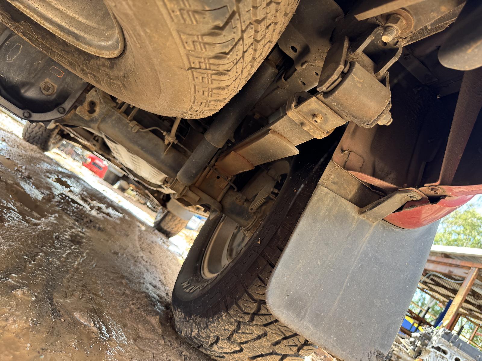 View NISSAN NAVARA 2003 4 Door Utility Breaking