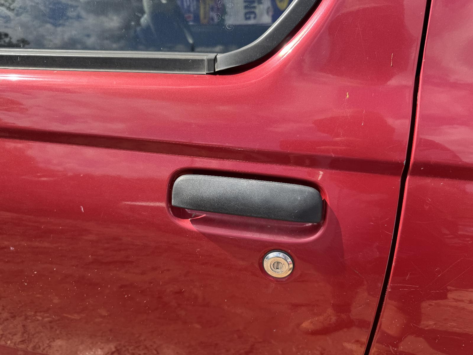 View NISSAN NAVARA 2003 4 Door Utility Breaking