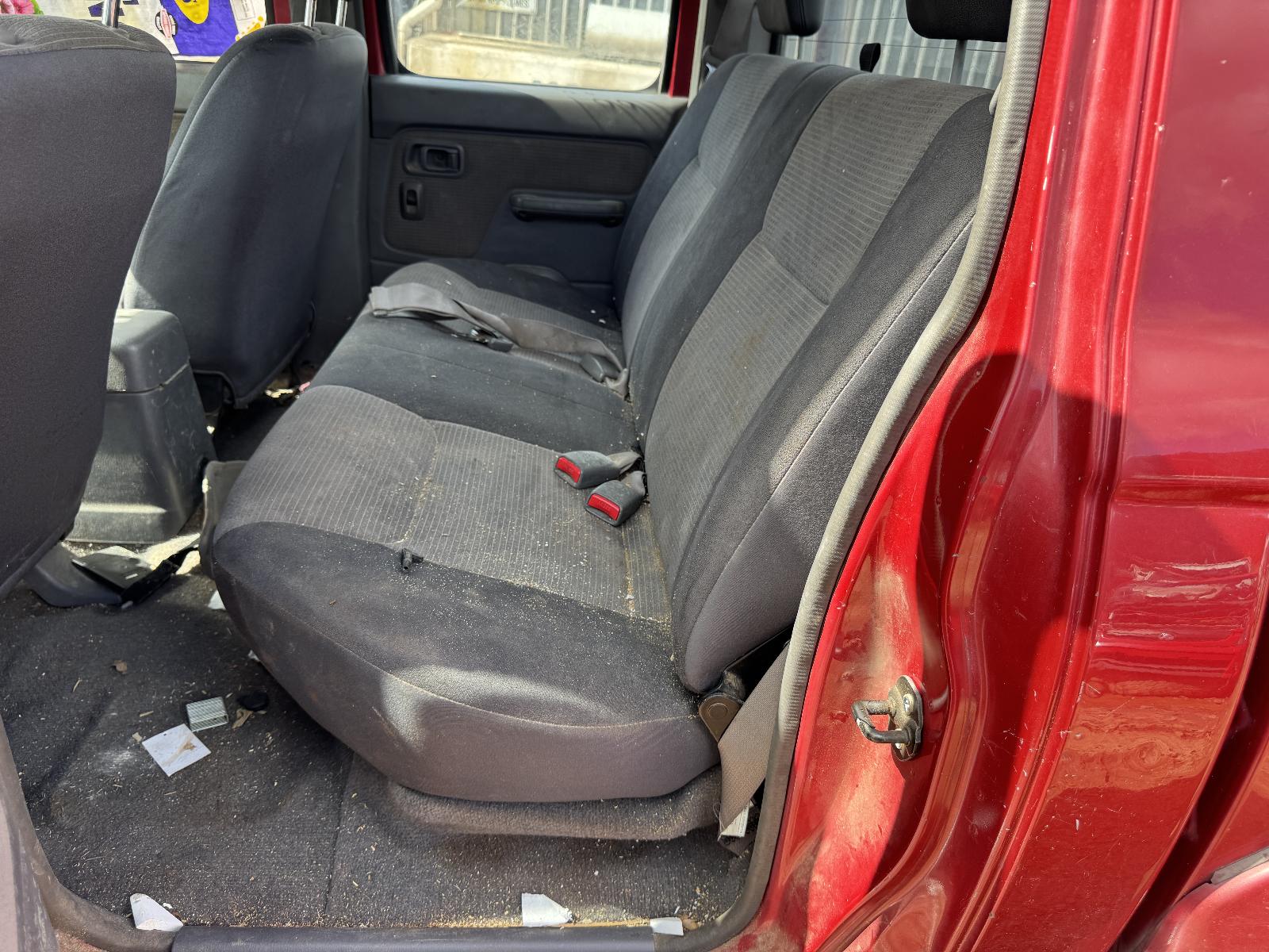 View NISSAN NAVARA 2003 4 Door Utility Breaking
