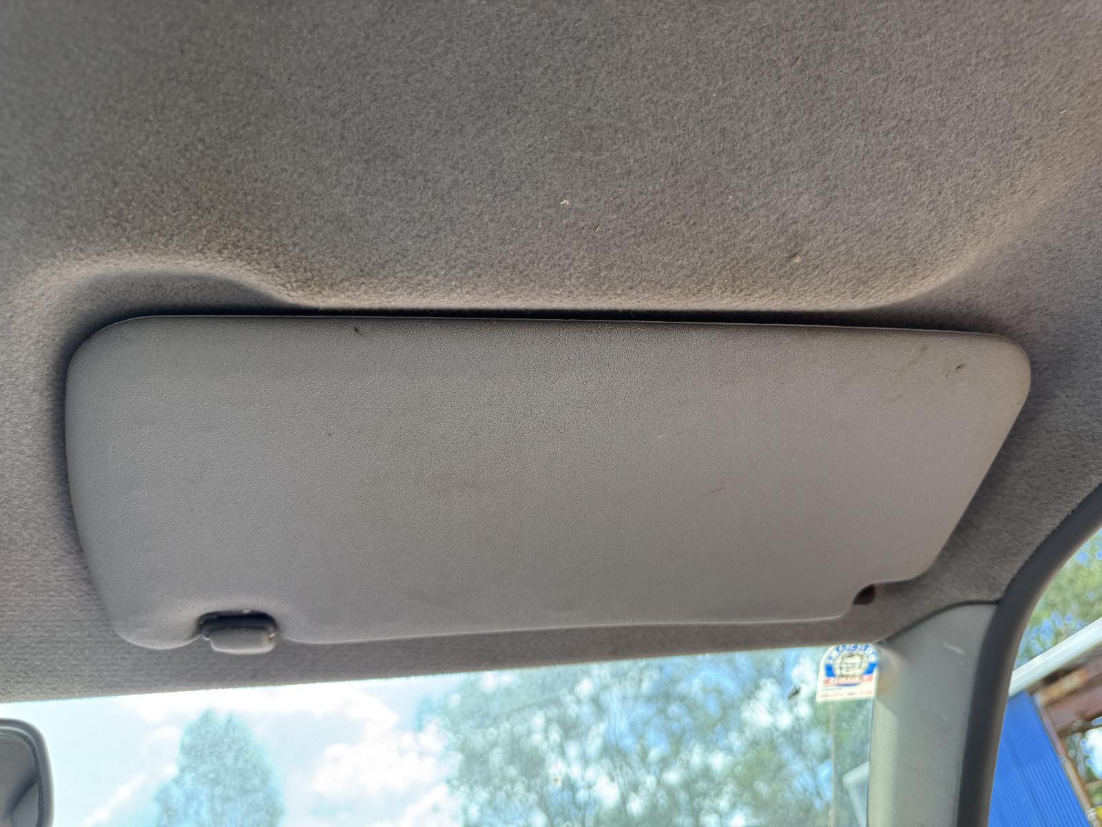 View NISSAN NAVARA 2003 4 Door Utility Breaking