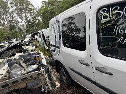 View RENAULT KANGOO 2016 2 Door Van Breaking
