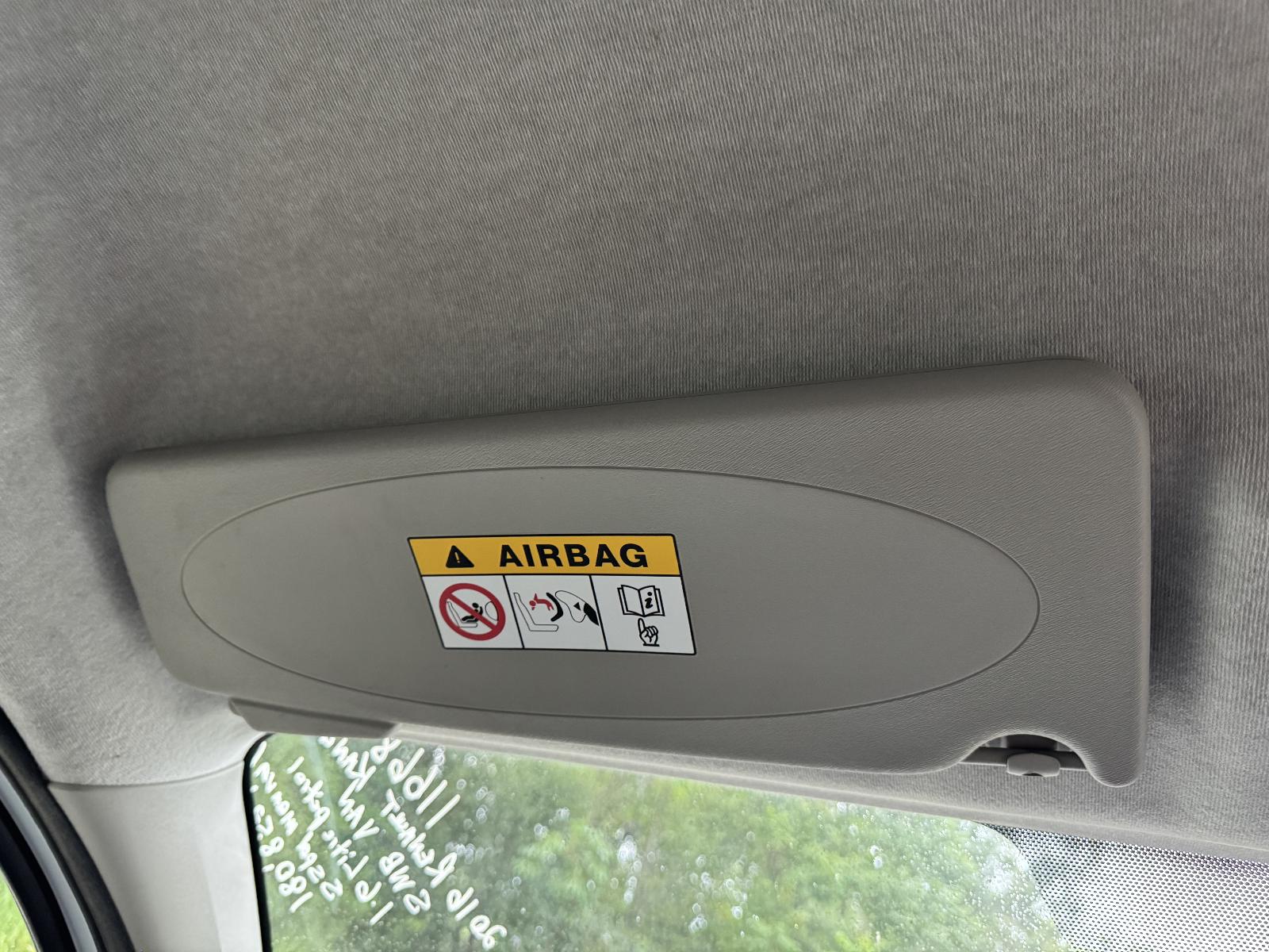 View RENAULT KANGOO 2016 2 Door Van Breaking
