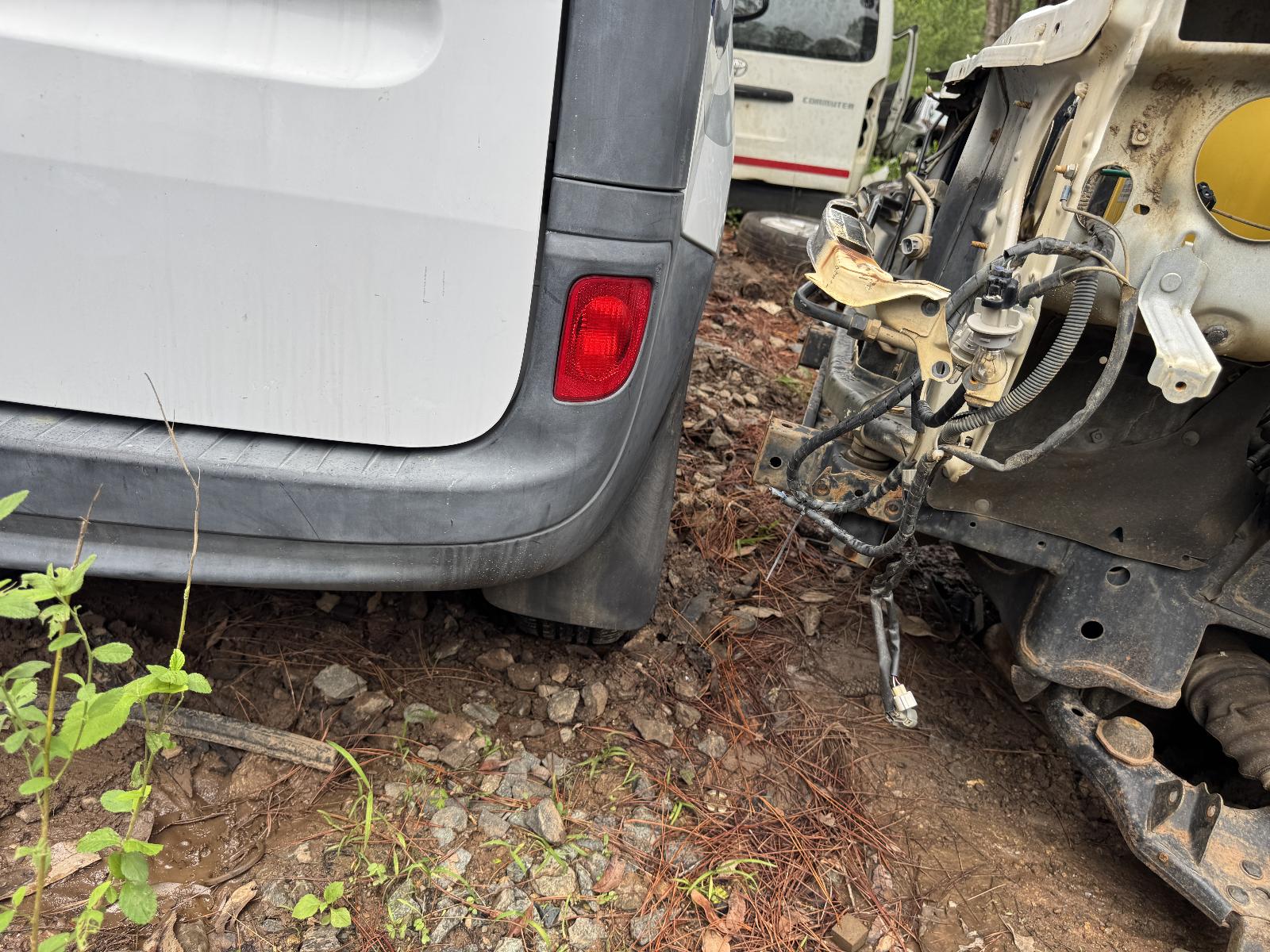 View RENAULT KANGOO 2016 2 Door Van Breaking