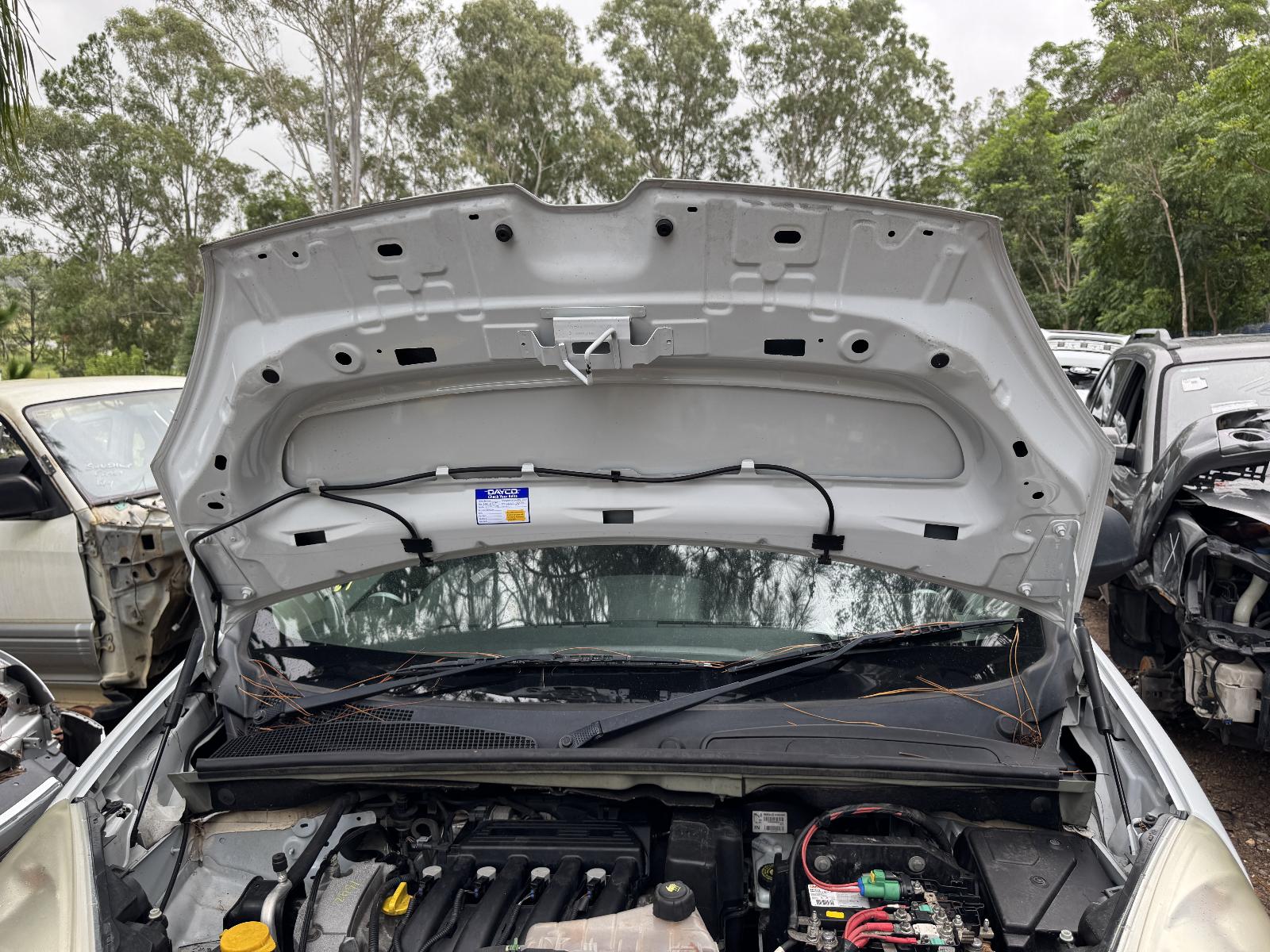 View RENAULT KANGOO 2016 2 Door Van Breaking