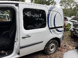 View RENAULT KANGOO 2016 2 Door Van Breaking