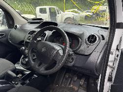 View RENAULT KANGOO 2016 2 Door Van Breaking