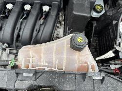 View RENAULT KANGOO 2016 2 Door Van Breaking